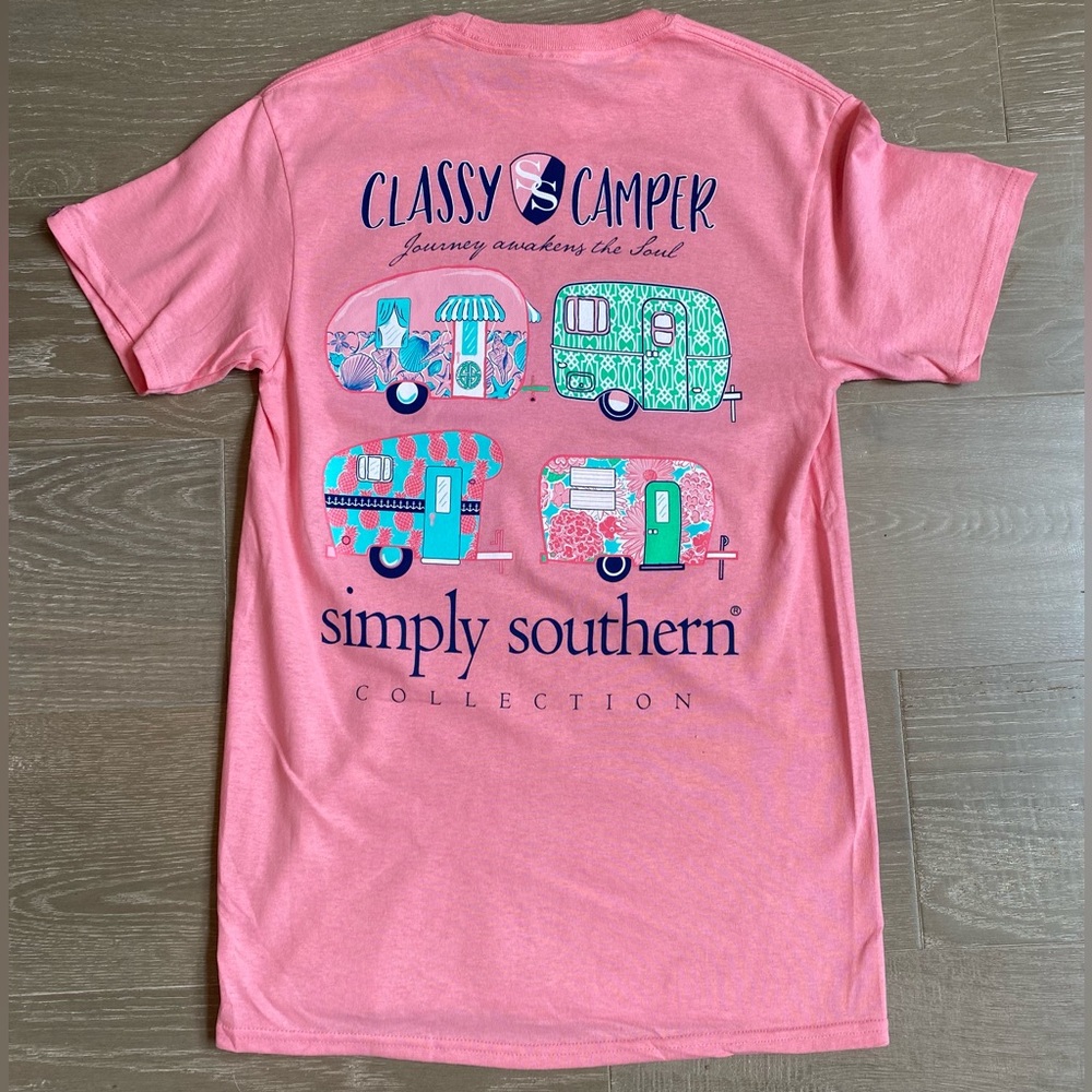 NWT Women’s Simply Southern Classy Camper Shirt, Adult Small